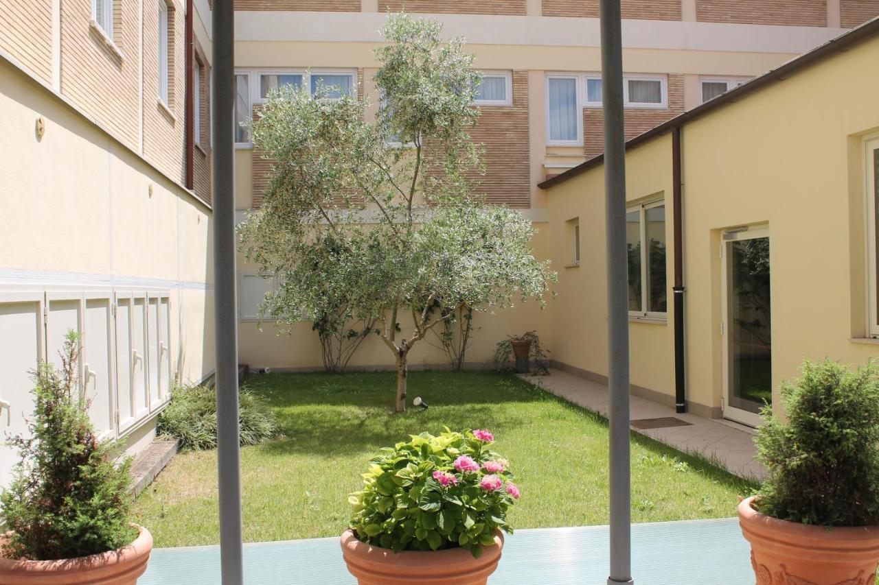 Casa Per Ferie San Juan De Avila Róma Kültér fotó